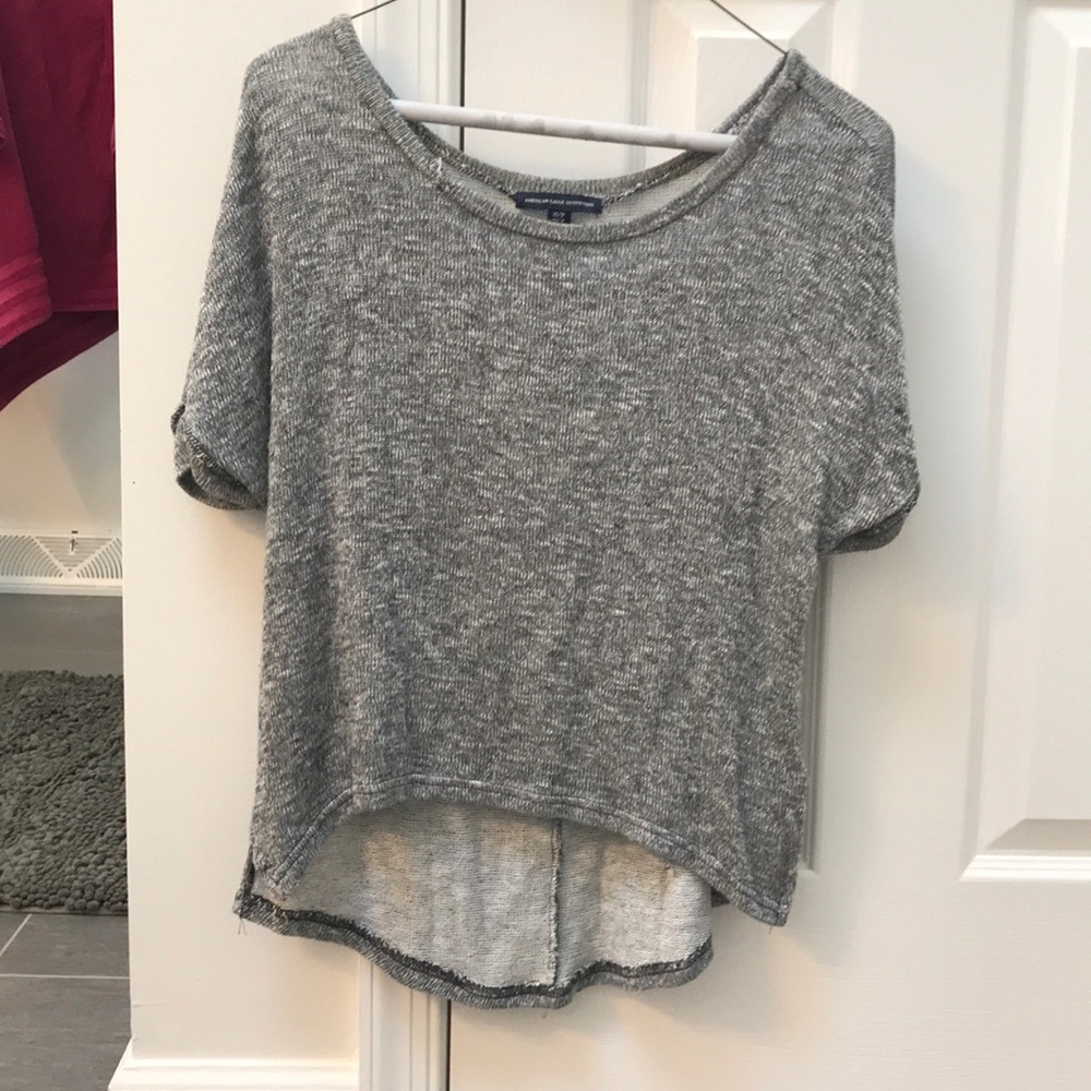 Lightweight short sleeve sweater